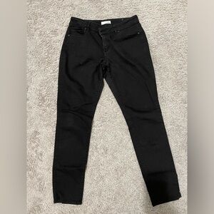Women’s Black Skinny Jeans